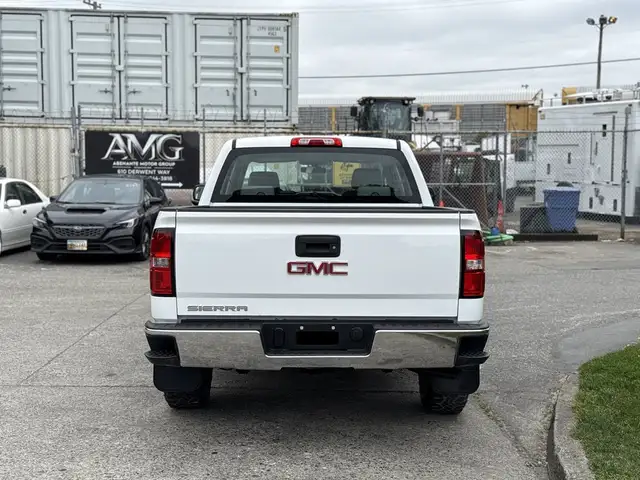 2016 GMC Sierra 1500 Crew Cab Short Box - Photo 9