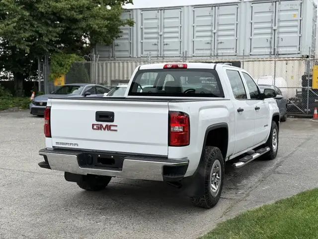 2016 GMC Sierra 1500 Crew Cab Short Box - Photo 10