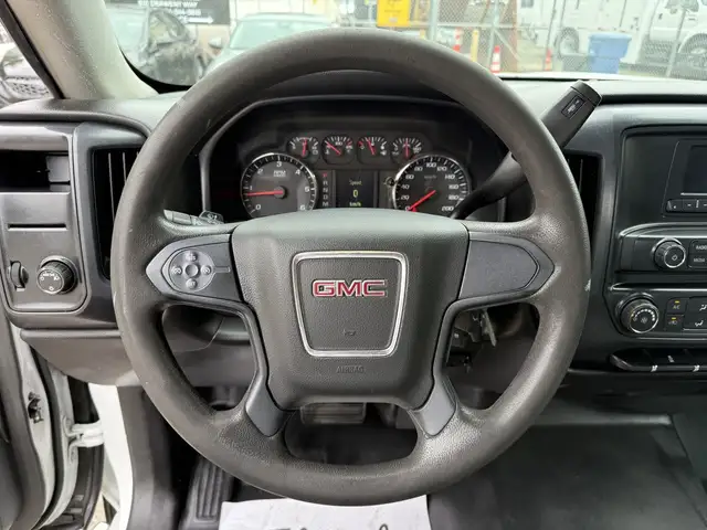 2016 GMC Sierra 1500 Crew Cab Short Box - Photo 16
