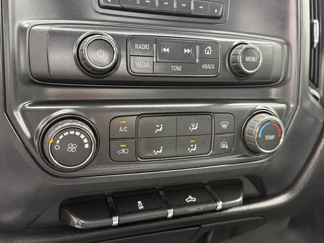 2016 GMC Sierra 1500 Crew Cab Short Box - Photo 23