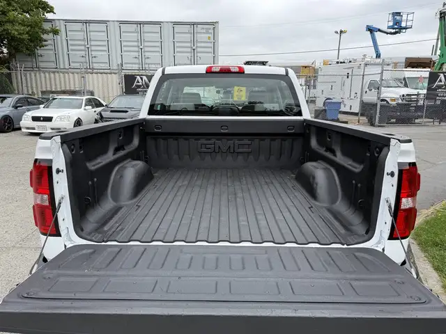 2016 GMC Sierra 1500 Crew Cab Short Box - Photo 31