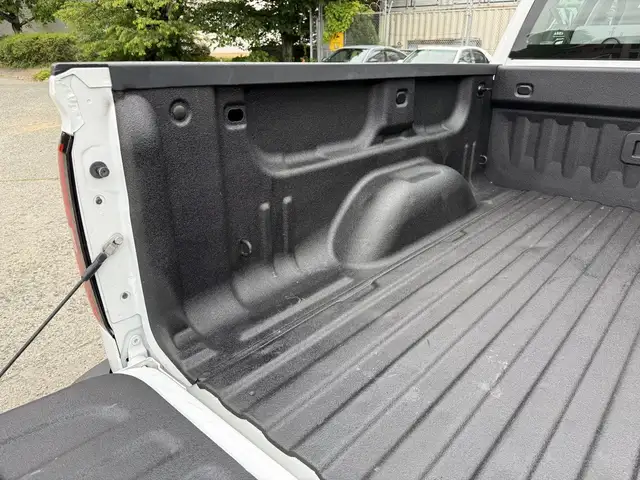 2016 GMC Sierra 1500 Crew Cab Short Box - Photo 33