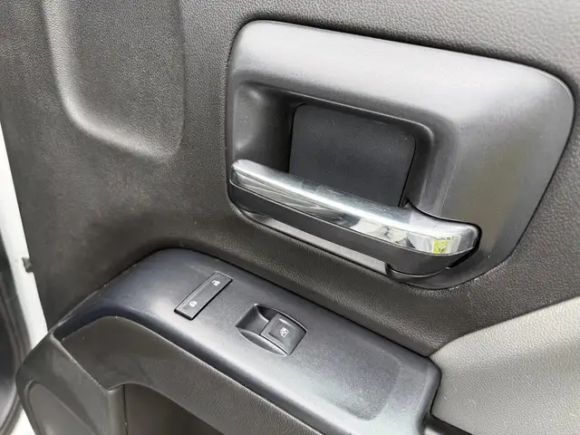 2016 GMC Sierra 1500 Crew Cab Short Box - Photo 37