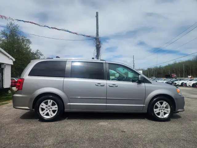 2016 DODGE GRAND CARAVAN CREW - Photo 8