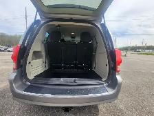 2016 DODGE GRAND CARAVAN CREW - Photo 13