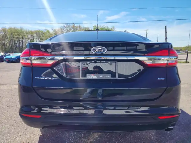 2017 FORD FUSION SE - Photo 5