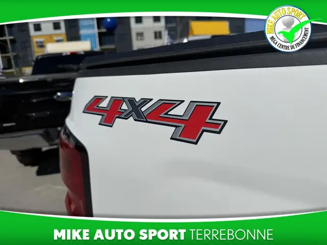 Chevrolet Silverado 1500 Work Truck cabine multiplace 4RM avec 1 - Photo 6