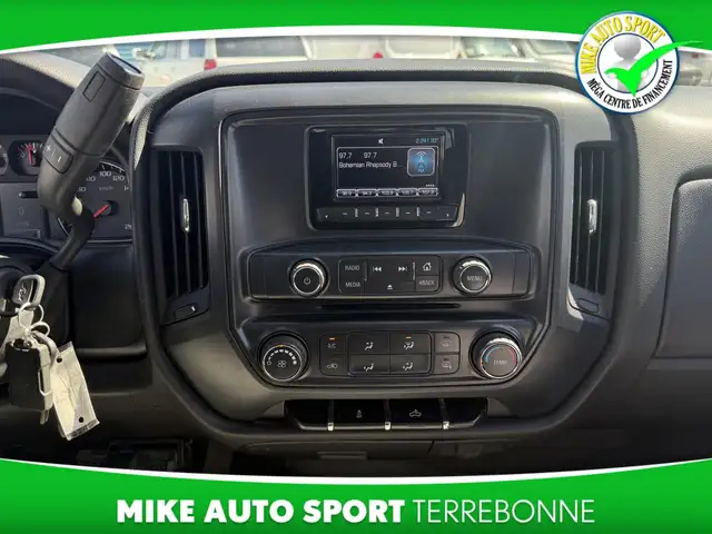 Chevrolet Silverado 1500 Work Truck cabine multiplace 4RM avec 1 - Photo 15