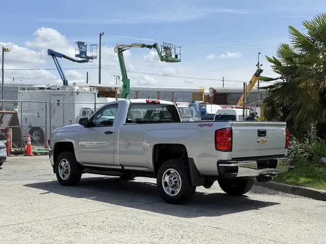 2016 Chevrolet Silverado 2500HD 4x4 Single Cab Long Bed V8 - Photo 7