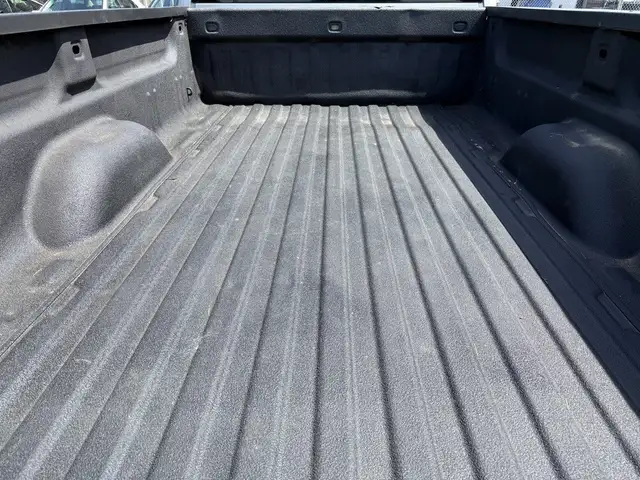 2016 Chevrolet Silverado 2500HD 4x4 Single Cab Long Bed V8 - Photo 26