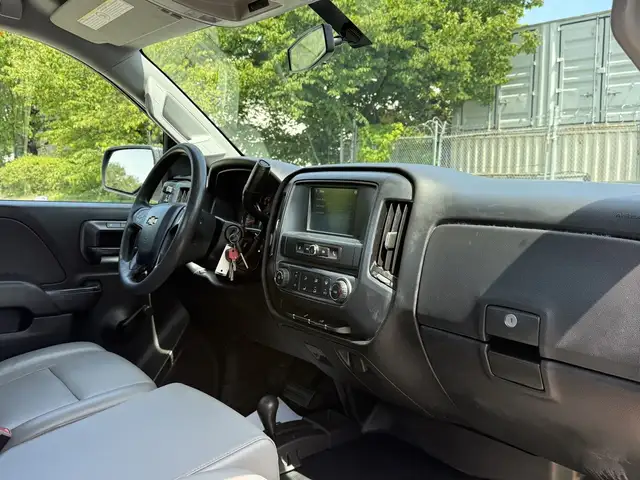 2016 Chevrolet Silverado 2500HD 4x4 Single Cab Long Bed V8 - Photo 31