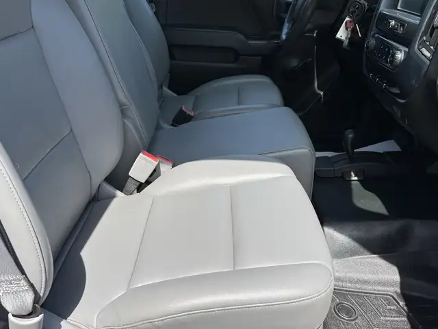 2016 Chevrolet Silverado 2500HD 4x4 Single Cab Long Bed V8 - Photo 33