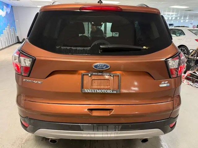 2017 Ford Escape 4WD 4dr SE, 13 DEALER SERVICE RECORDS - Photo 5