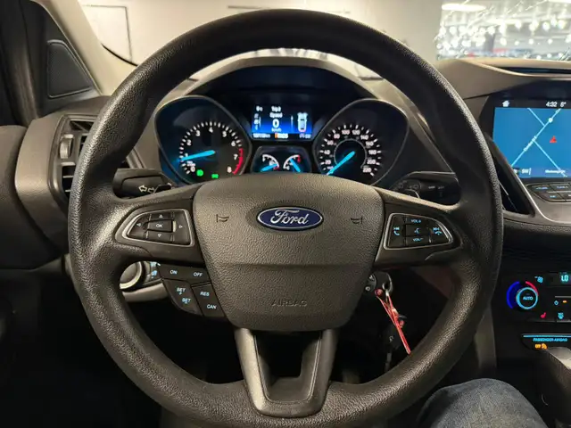 2017 Ford Escape 4WD 4dr SE, 13 DEALER SERVICE RECORDS - Photo 7
