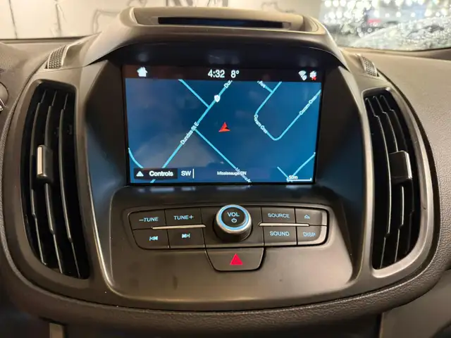 2017 Ford Escape 4WD 4dr SE, 13 DEALER SERVICE RECORDS - Photo 10