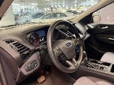 2017 Ford Escape 4WD 4dr SE, 13 DEALER SERVICE RECORDS - Photo 14