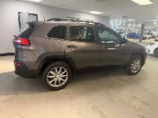 2018 Jeep Cherokee North Special Edition 4x4 , 24 DEALER SERVICE - Photo 4