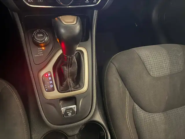 2018 Jeep Cherokee North Special Edition 4x4 , 24 DEALER SERVICE - Photo 15