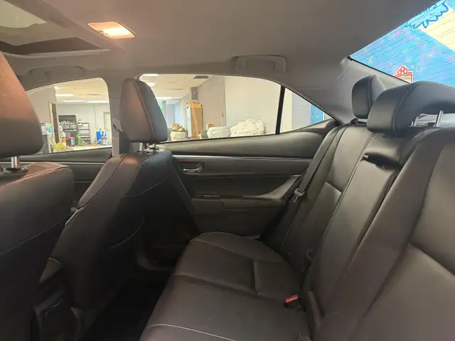2015 Toyota Corolla 4dr Sdn Man - Photo 9