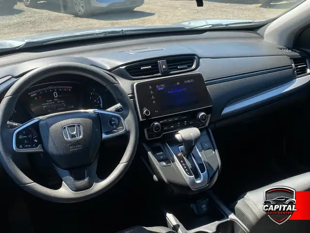 2017 Honda CR-V LX - Photo 7