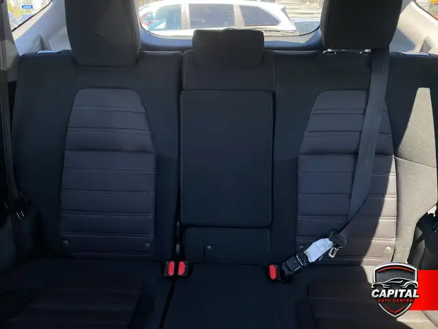 2017 Honda CR-V LX - Photo 13