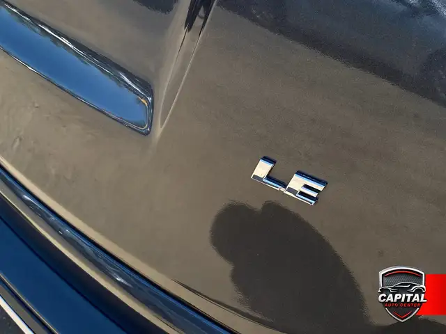 2018 Toyota RAV4 LE - Photo 5