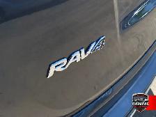 2018 Toyota RAV4 LE - Photo 6