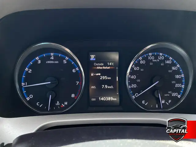 2018 Toyota RAV4 LE - Photo 9