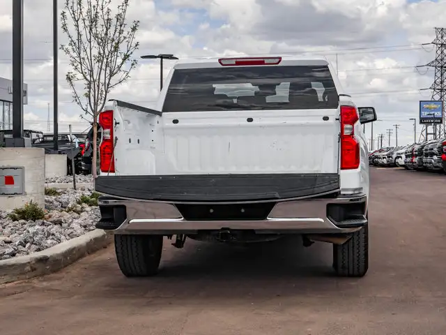 2025 Chevrolet Silverado 1500 LT 5.3L | Heated Seats - Photo 9