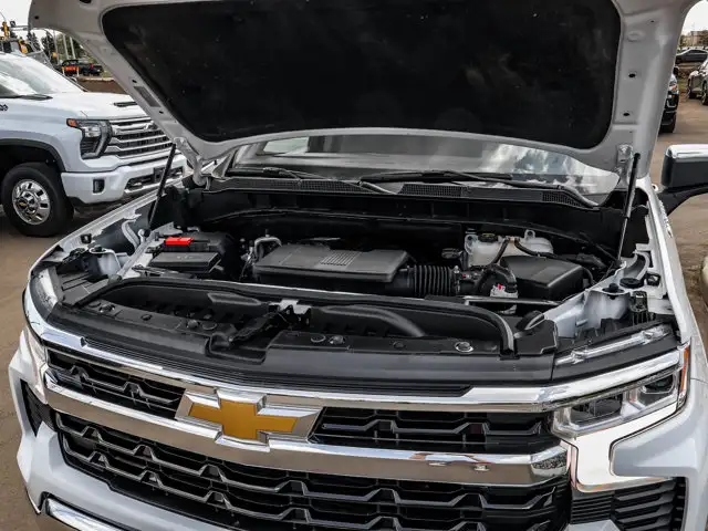 2025 Chevrolet Silverado 1500 LT 5.3L | Heated Seats - Photo 10