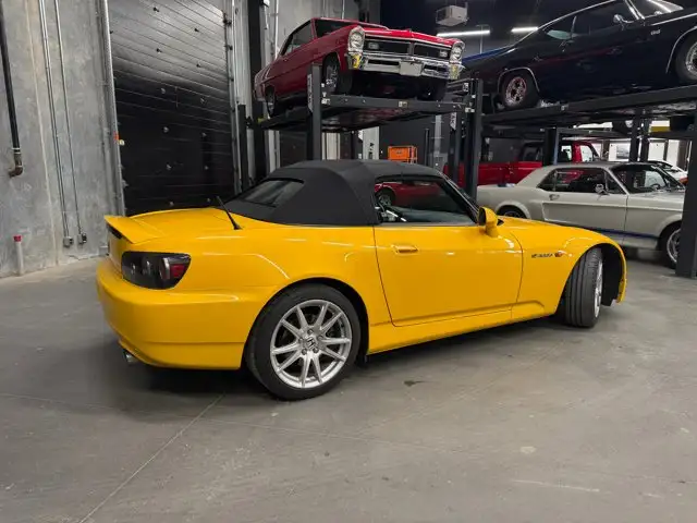 2004 Honda S2000 | Soft Top Convertible | 6-Speed Manual | - Photo 2