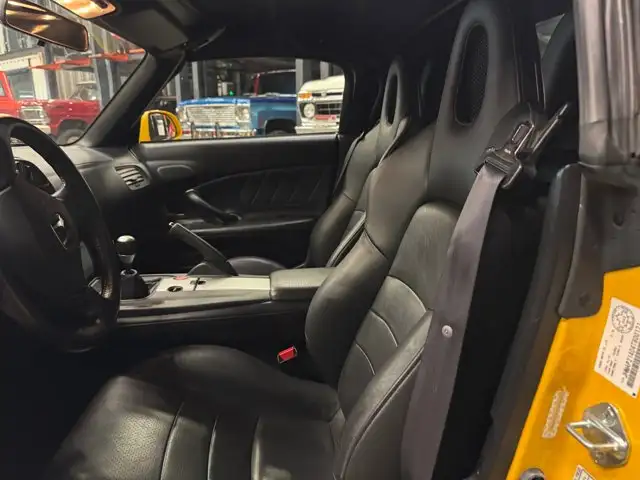 2004 Honda S2000 | Soft Top Convertible | 6-Speed Manual | - Photo 5