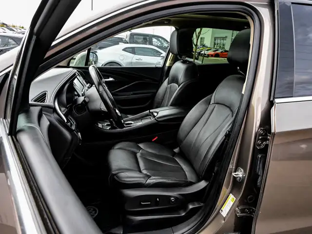 2017 Buick Envision Premium II AWD 2.0T | Panoramic Sunroof - Photo 16