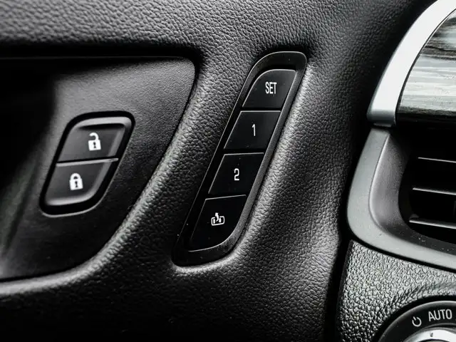 2017 Buick Envision Premium II AWD 2.0T | Panoramic Sunroof - Photo 19