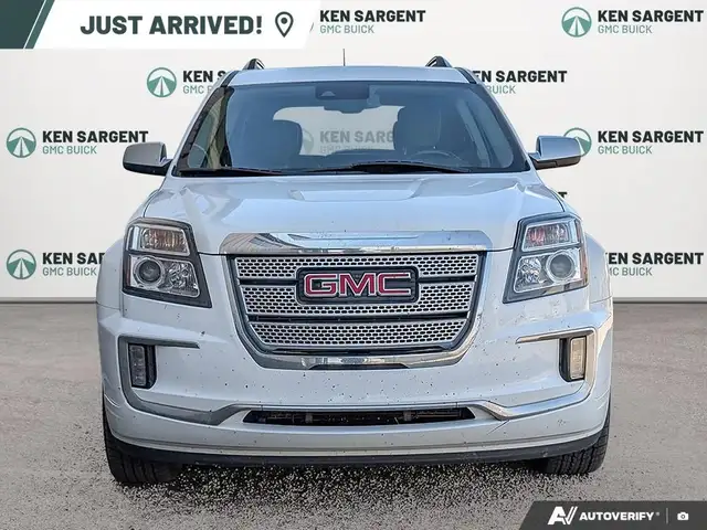 2017 GMC Terrain - Photo 2