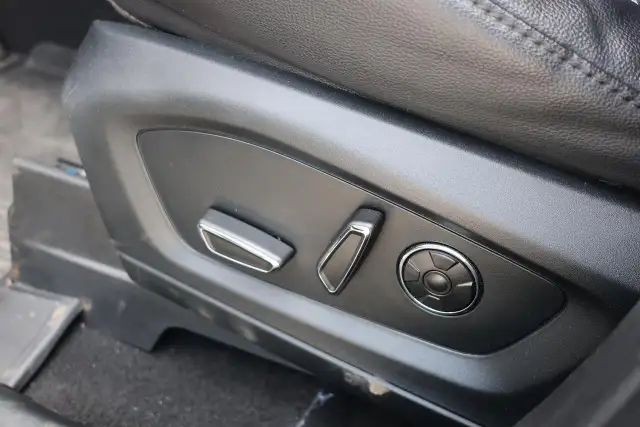 2020 Ford Explorer ST 4WD - 6PASS|BANG&OLUFSEN|CAMERA|NAVI|BLIND - Photo 31