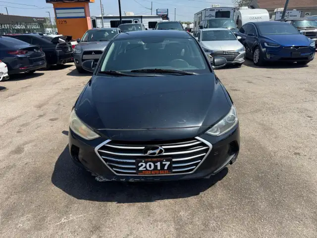 2017 Hyundai Elantra AS IS SPECIAL, LE, SEDAN, AUTO, 4 CYL - Photo 8