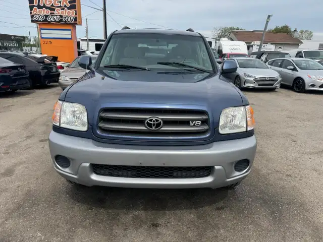 2001 Toyota Sequoia AS IS, SR5, WELL SERVICED, NO ACCIDENTS - Photo 8