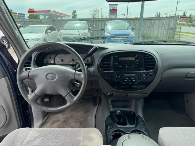 2001 Toyota Sequoia AS IS, SR5, WELL SERVICED, NO ACCIDENTS - Photo 12