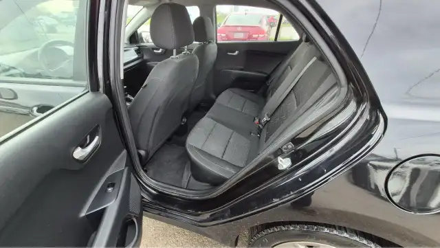 2019 Kia Rio LX , SEDAN, AUTO, ONLY 147KMS, GAS SAVER, CERT - Photo 10