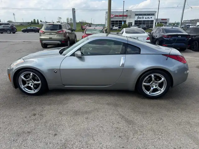 2003 Nissan 350Z TOURING, COUPE, ONLY 69,000KMS, VERY CLEAN, CER - Photo 2