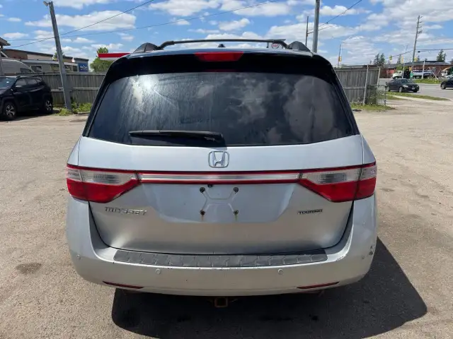 2012 Honda Odyssey AS IS, Touring, POWER STEERING ISSUE, RUNS GO - Photo 4