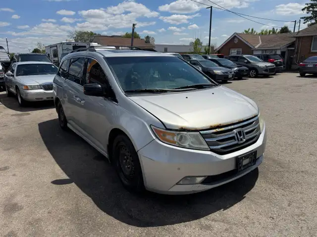 2012 Honda Odyssey AS IS, Touring, POWER STEERING ISSUE, RUNS GO - Photo 7