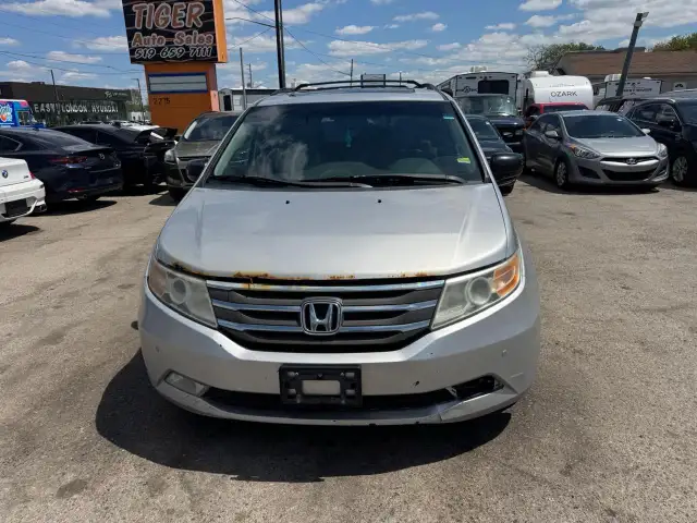 2012 Honda Odyssey AS IS, Touring, POWER STEERING ISSUE, RUNS GO - Photo 8