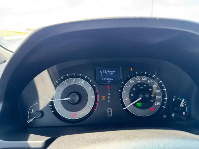 2012 Honda Odyssey AS IS, Touring, POWER STEERING ISSUE, RUNS GO - Photo 15