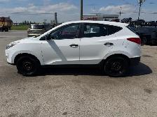 2015 Hyundai Tucson GL, SUV, MANUAL, ONLY 115KMS, 4 CYL, CERTIFI - Photo 2