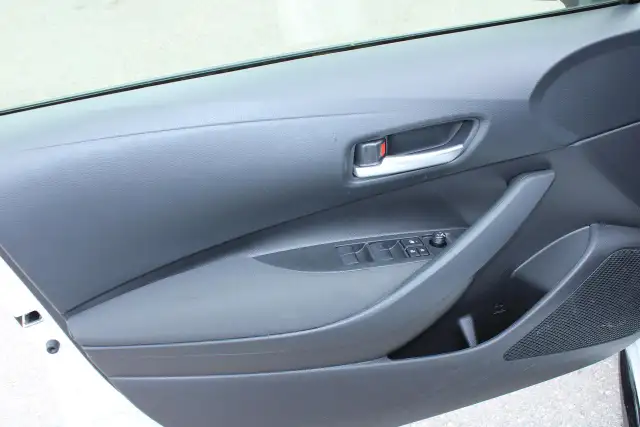 2026 Toyota Corolla Hybrid SE CVT AWD - Photo 8