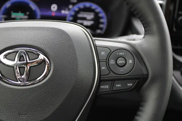 2026 Toyota Corolla Hybrid SE CVT AWD - Photo 21