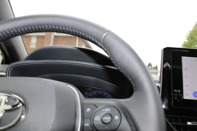 2026 Toyota Corolla Hybrid SE CVT AWD - Photo 25