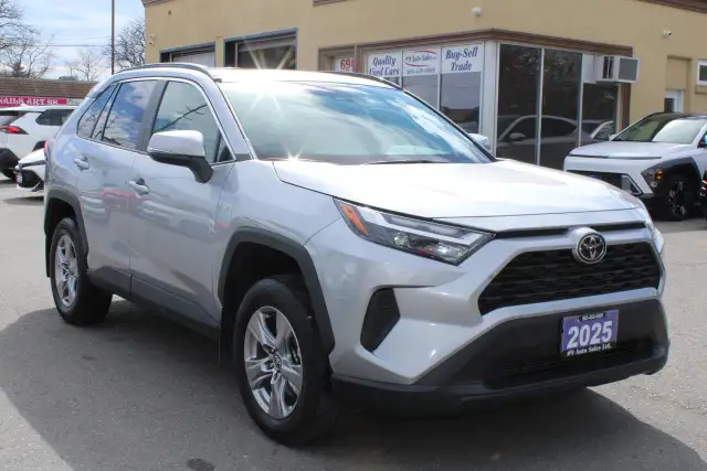 2025 Toyota RAV4 XLE